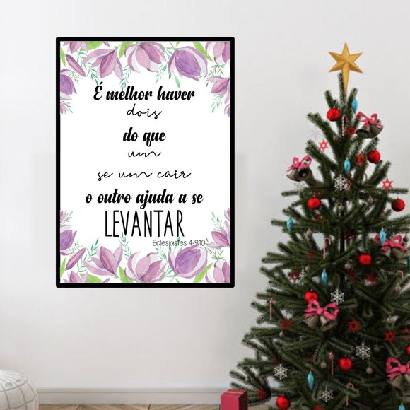 Quadro decorativo com frase de Eclesiastes efundo com flores roxas