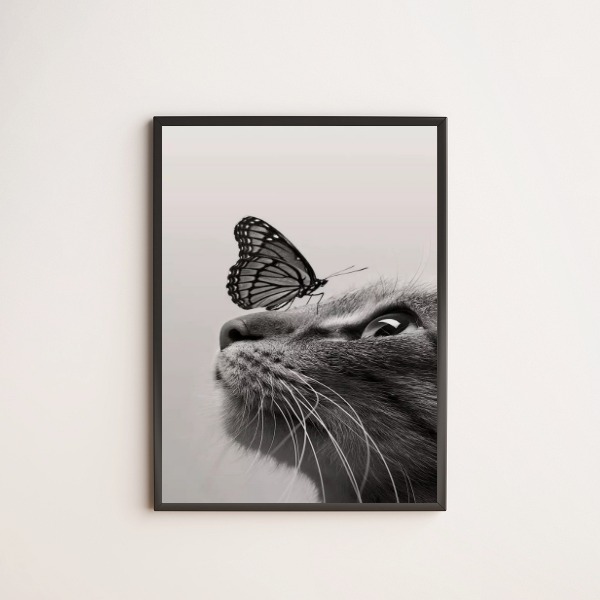 quadro decorativo fotografia preta e branca com gato e borboleta