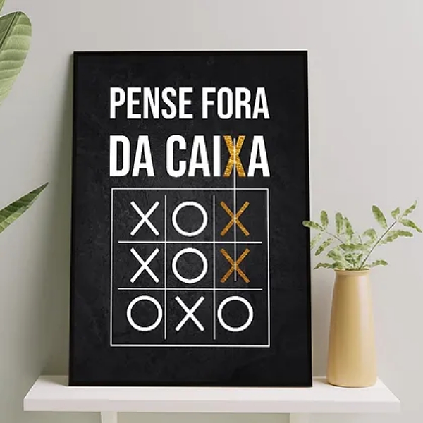 Quadro Pense Fora Da Caixa