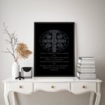 Quadro Decorativo Oração De São Bento Preto E Branco