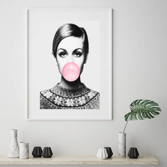 Quadro Twiggy Bola Chiclete - 60X48 Cm