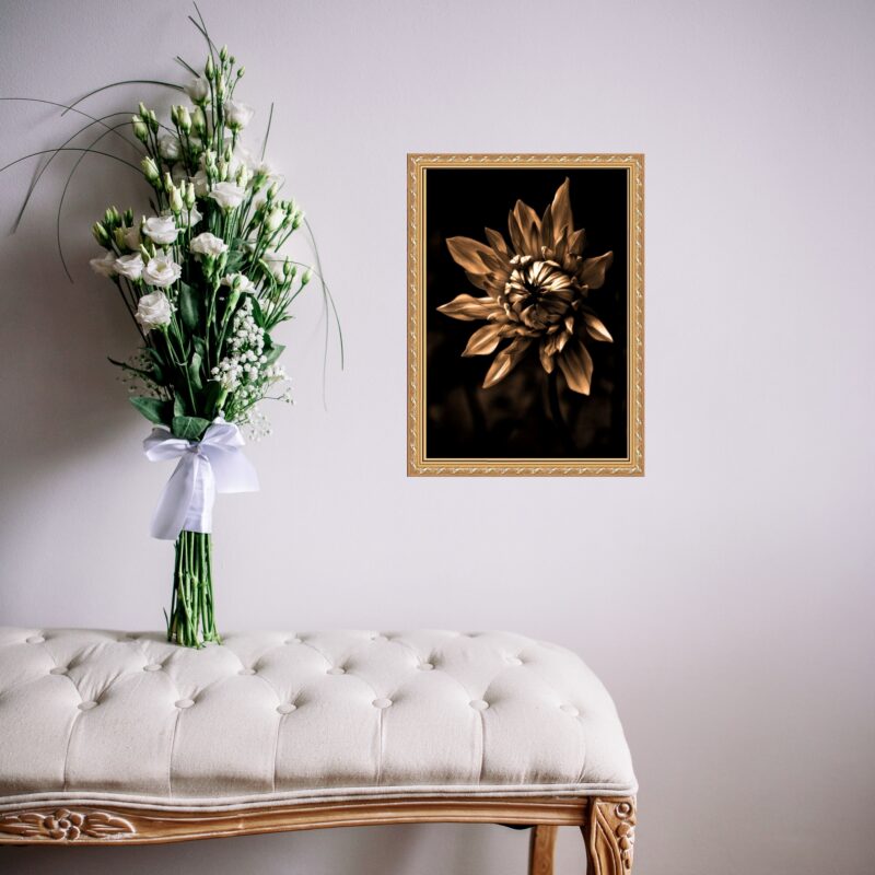 Quadro Moldura Dourada Flor Bronze e Preto b