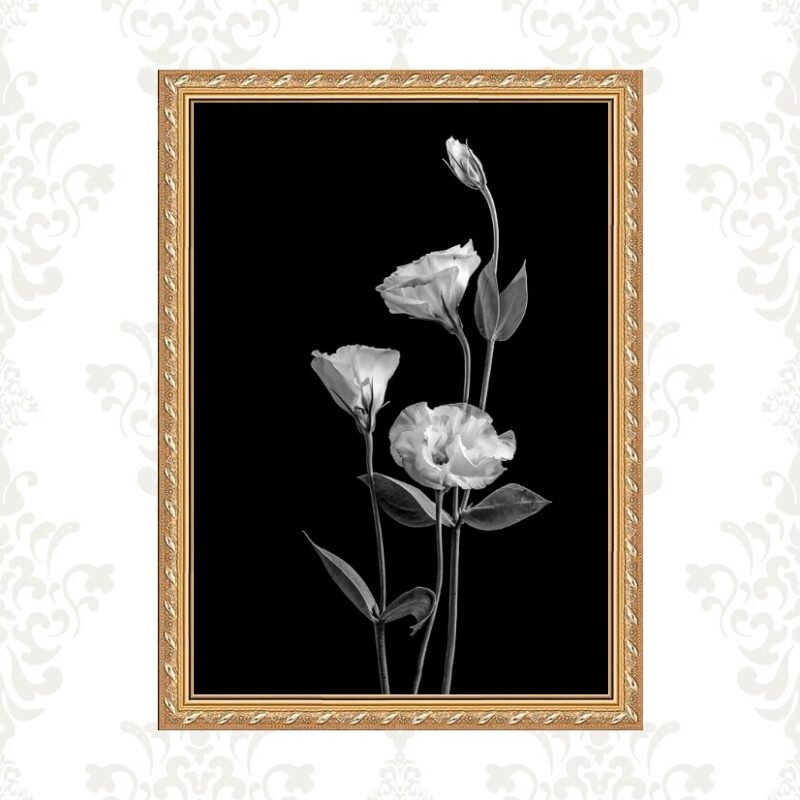 Quadro Moldura Dourada Flores Brancas Fundo Preto